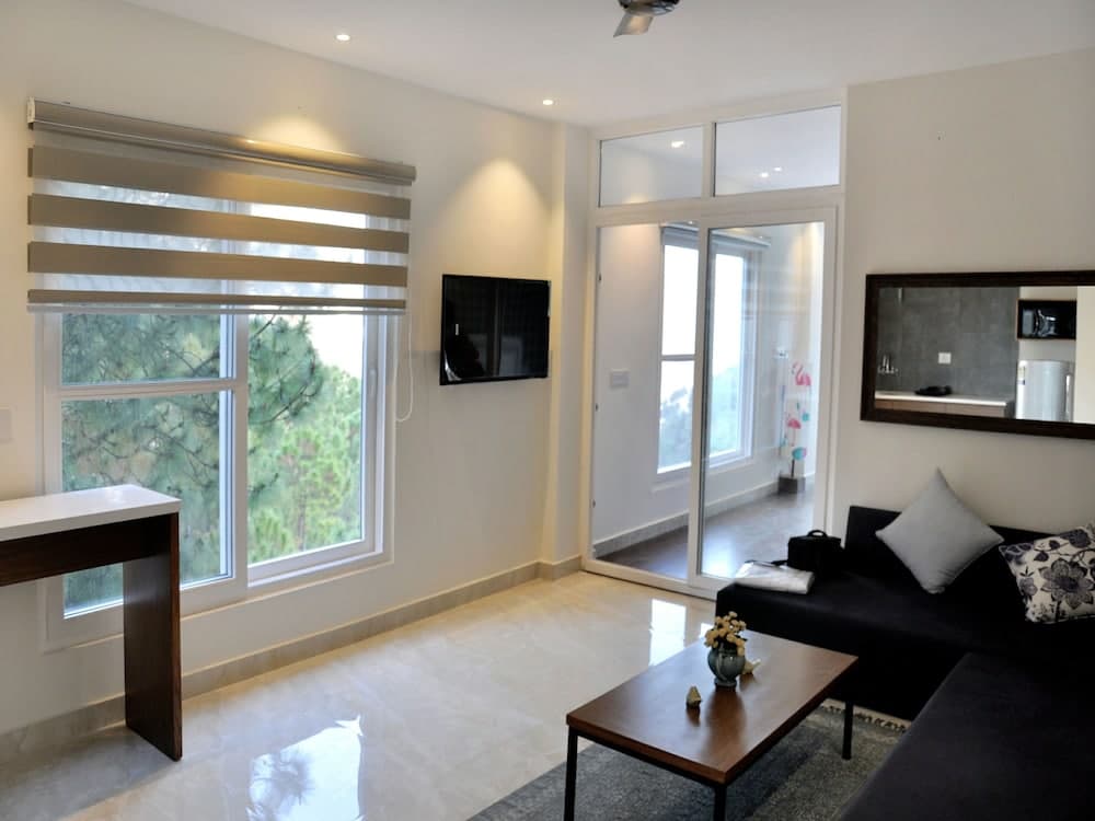 OYO 13463 Home Studio Valley view Kumarhatti