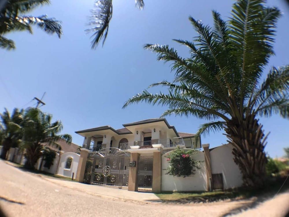 Baan TonPalm Pool Villa Huahin