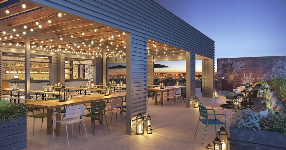 Crossroads Hotel