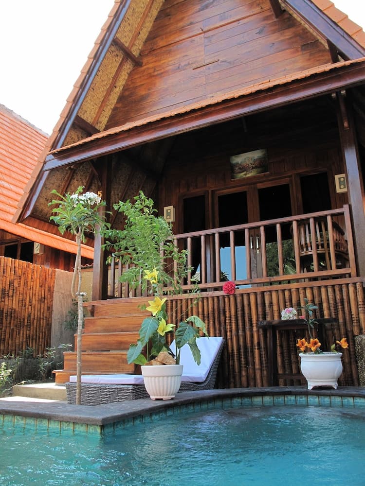 Yoki's Bungalows