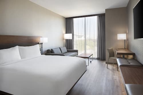 AC Hotel Pittsburgh Downtown