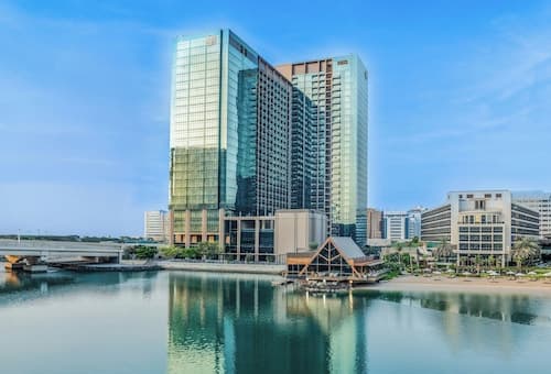 Beach Rotana Residences