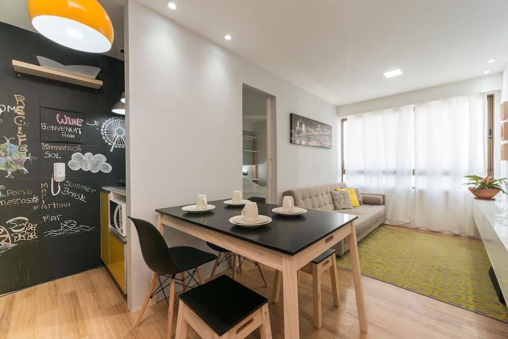 Excelente flat em Setúbal, Boa Viagem 1Q 3 pessoas. Conforto e ótima localização PM802