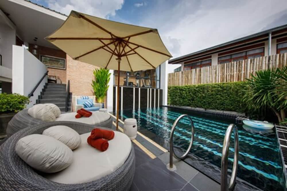 Chala Number 2 Art and Gallery House