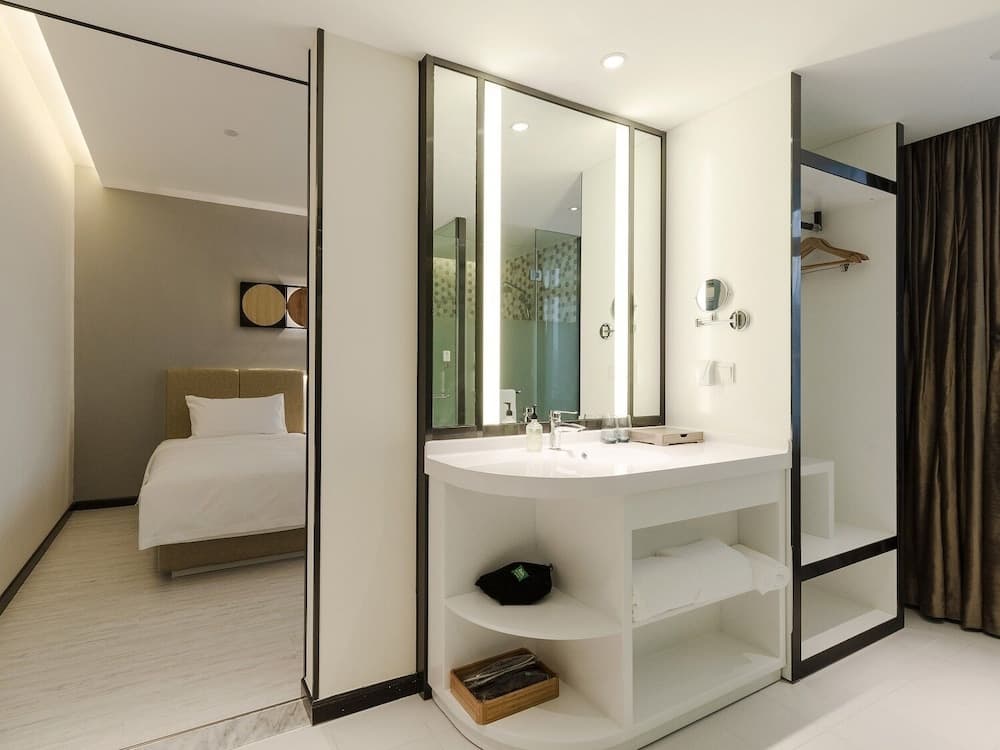 ibis Styles Chengdu Chunxi Taikoo Li Hotel