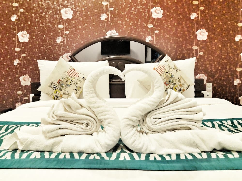 Airport Hotel Delhi Aerocity