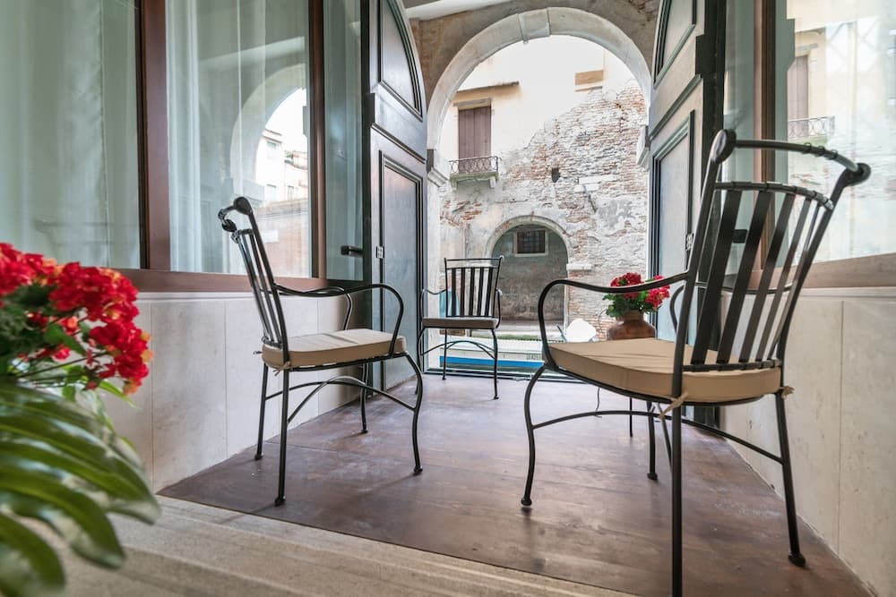 Riva Palace Apartments