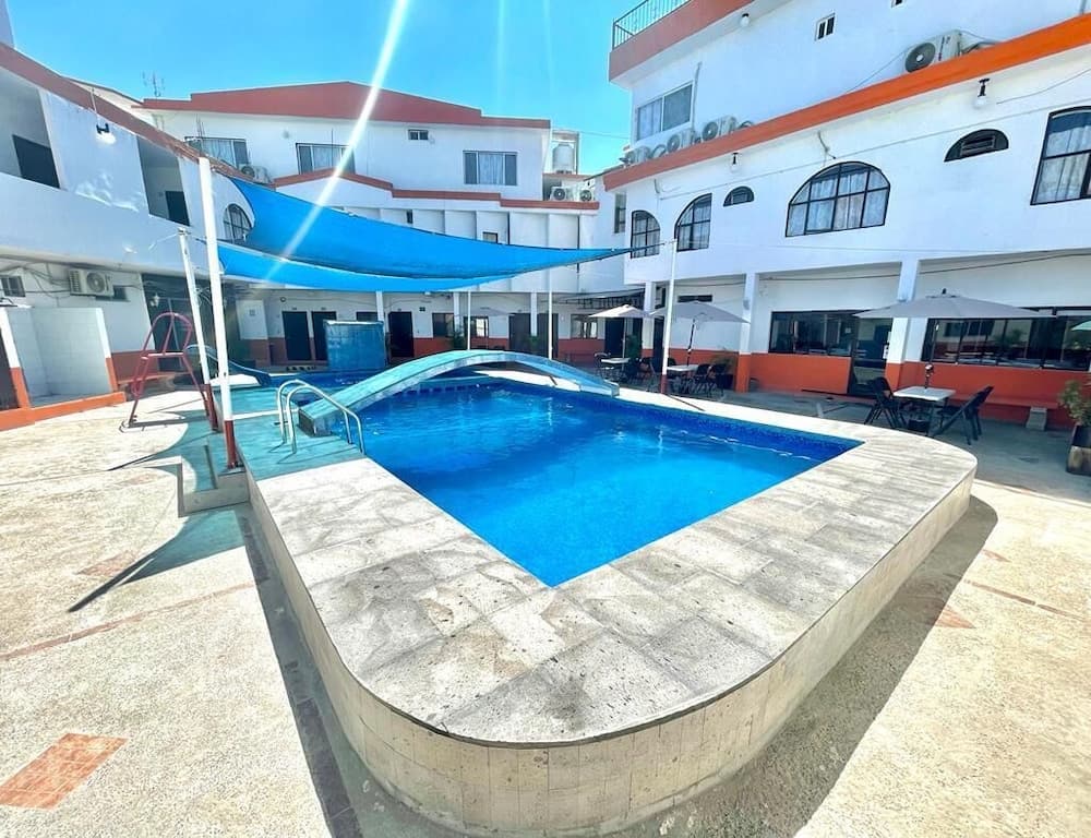 Hotel Moreno