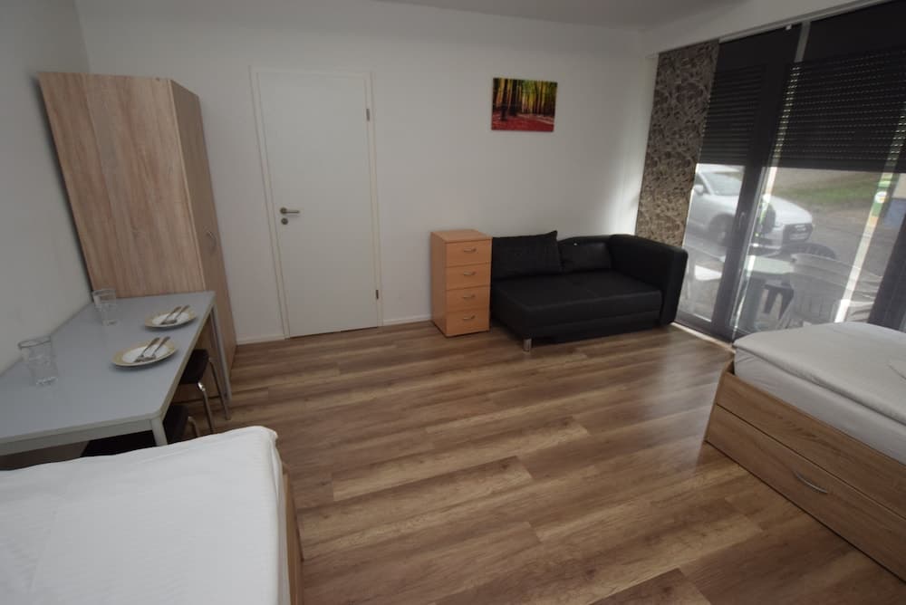 AB Apartment 20