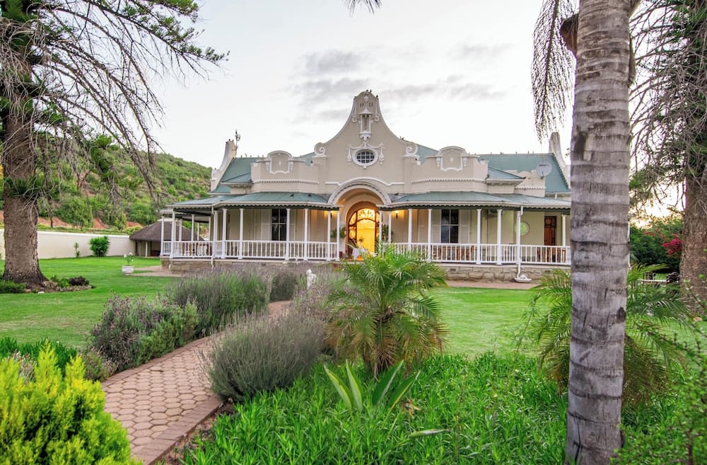 Bakenskraal Ostrich Palace