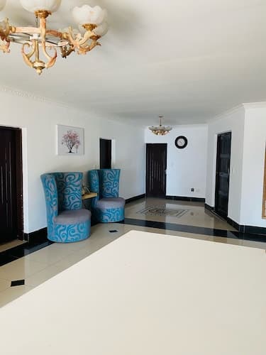 Airport Royal Guest House