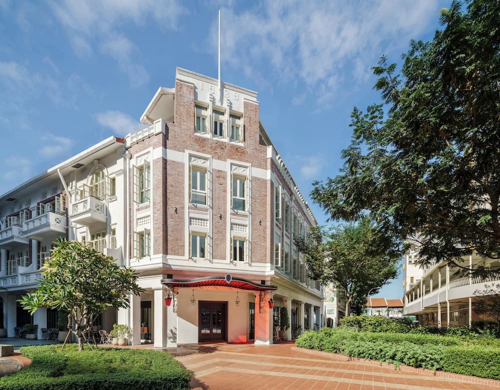 Maxwell Reserve Singapore, Autograph Collection