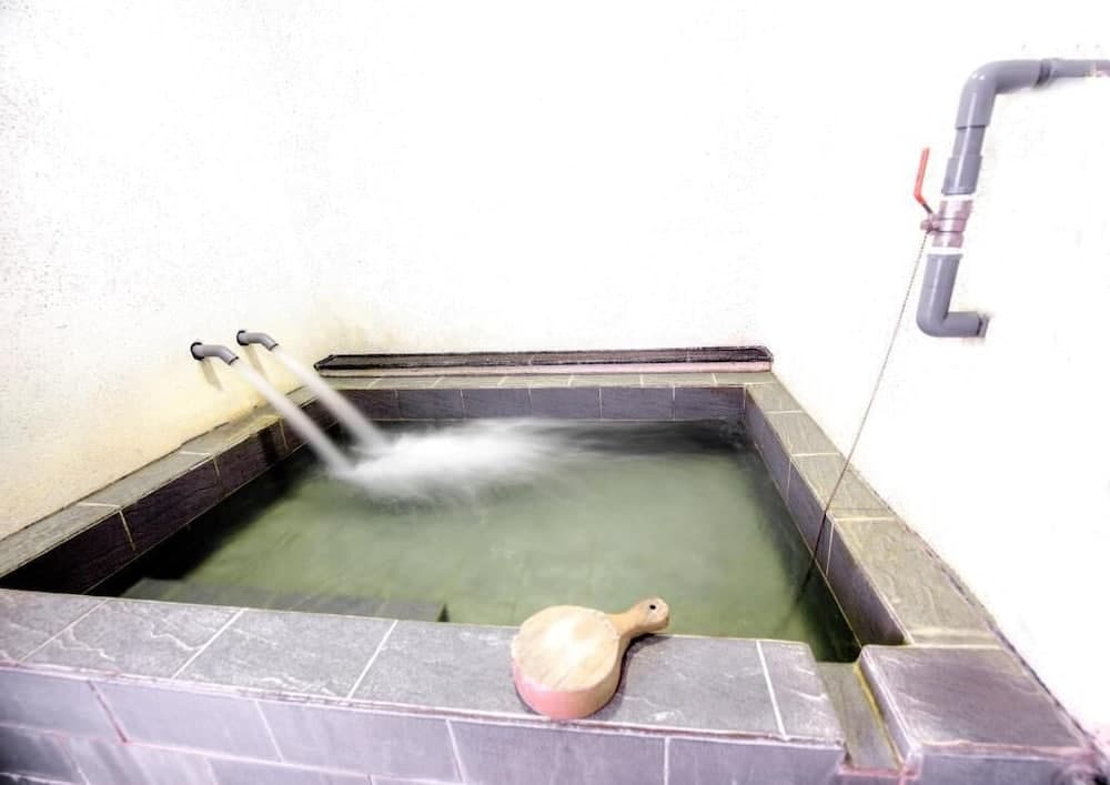 Kapalı spa küveti