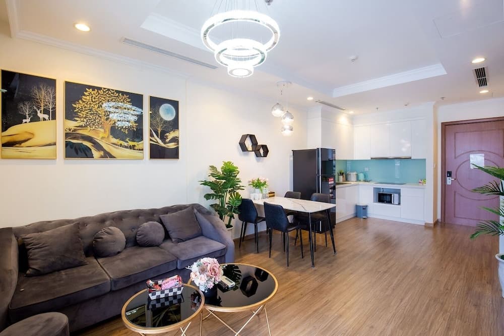 Full House Times City