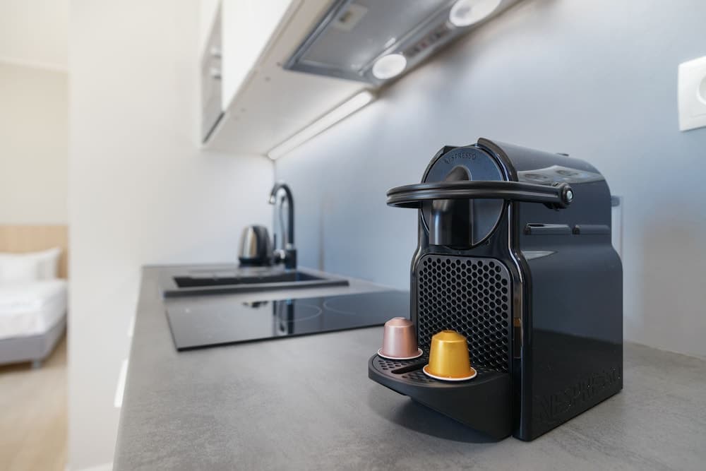 Kahve ve/veya kahve makinesi