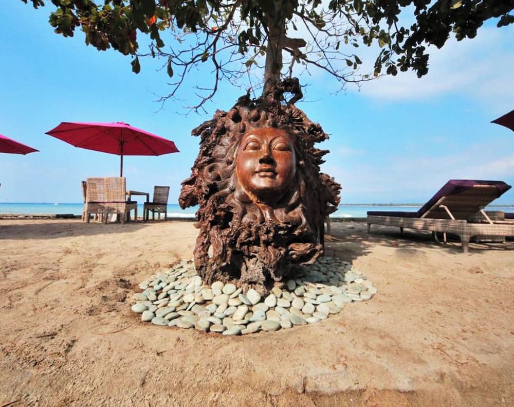 Konaklama yerinin ön cephesi