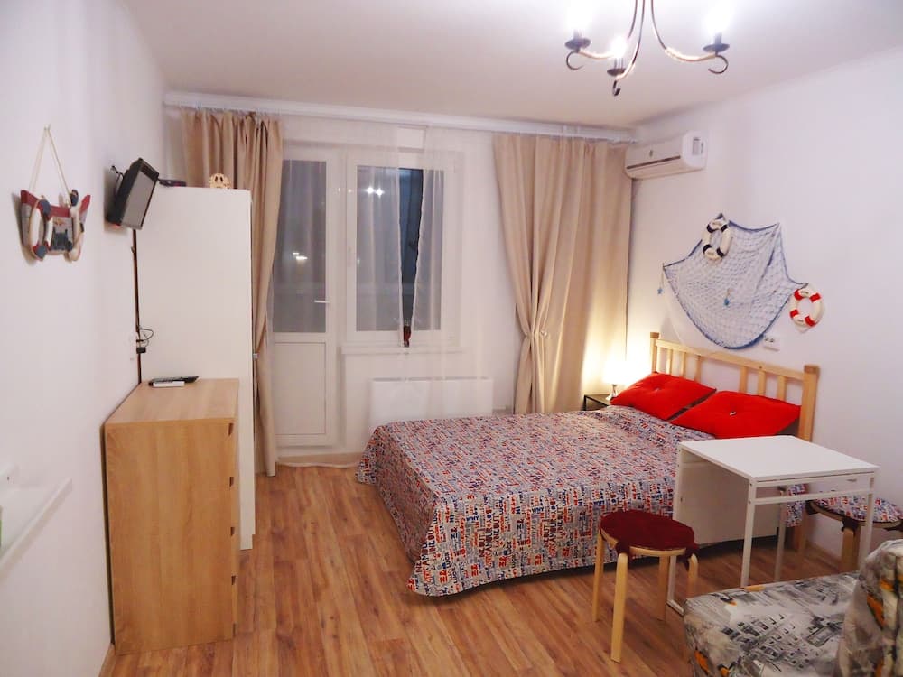 Apartments on Prospekt Dzerzhinskogo 238