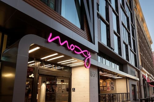 Moxy San Diego Downtown/Gaslamp Quarter