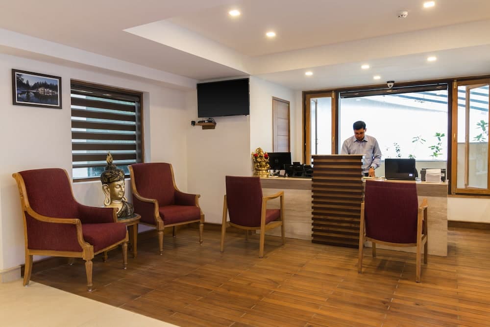 Country Inn Premier Pacific Mall Road Mussoorie