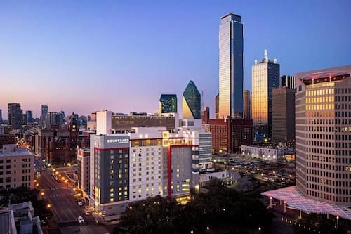 Courtyard by Marriott Dallas Downtown/Reunion District