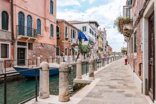 Venezia Spirito Santo Canal View