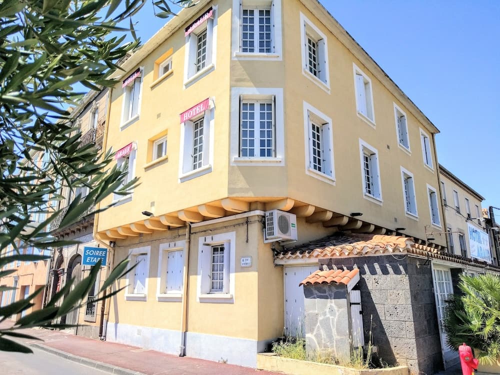 Hôtel Araur