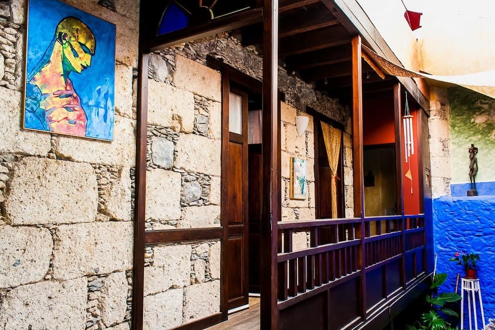 Casa Luna