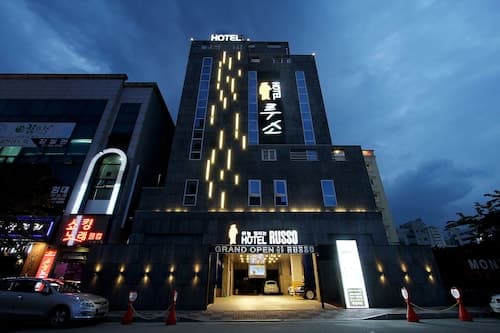 Russo Hotel