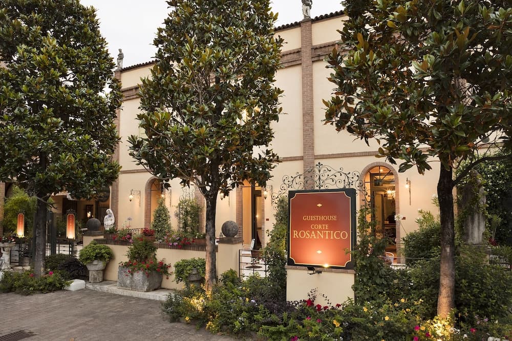 Corte Rosantico