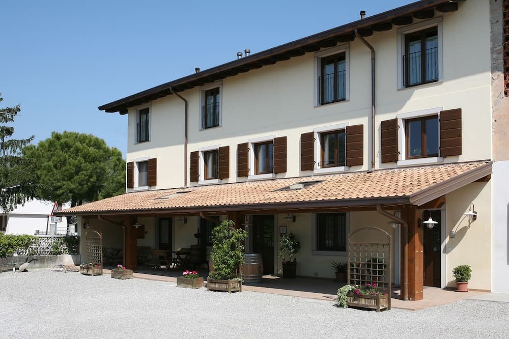 Agriturismo La Rosta