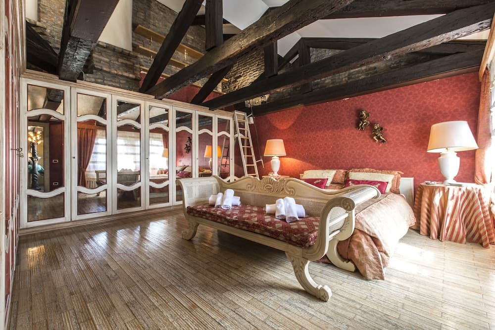 Attic Panoramic View R&R