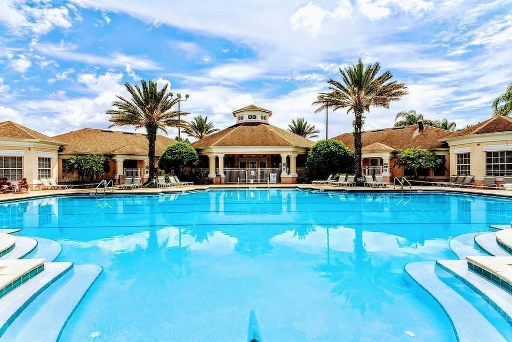Silver Palm Retreat