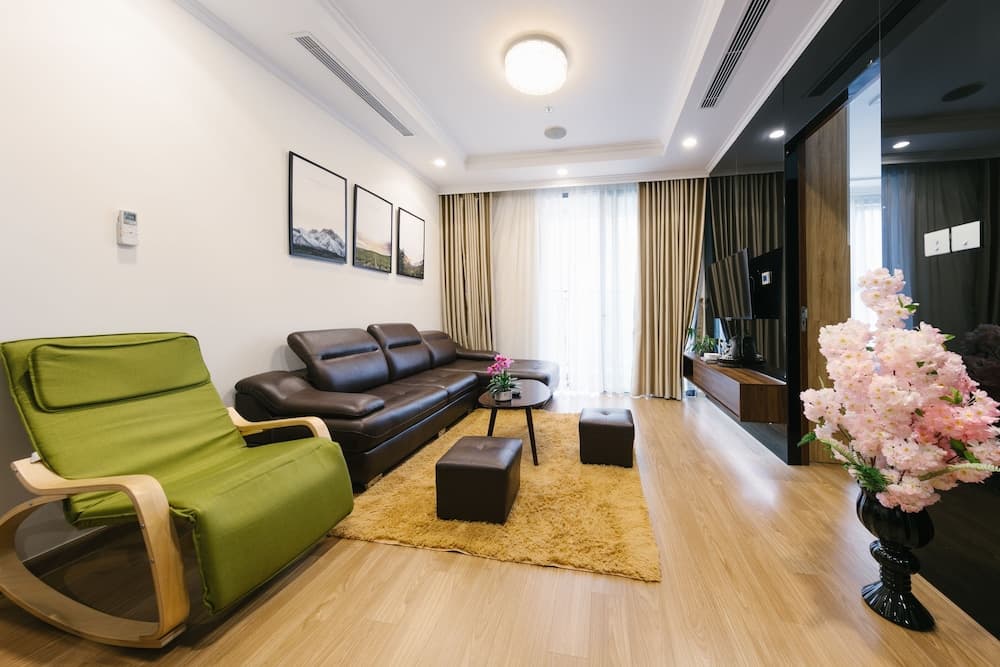 The March House No.1