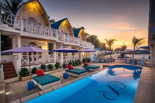Santorini Beach Resort