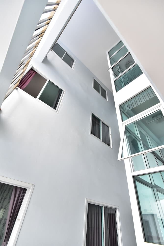 Kaewfathip Apartment