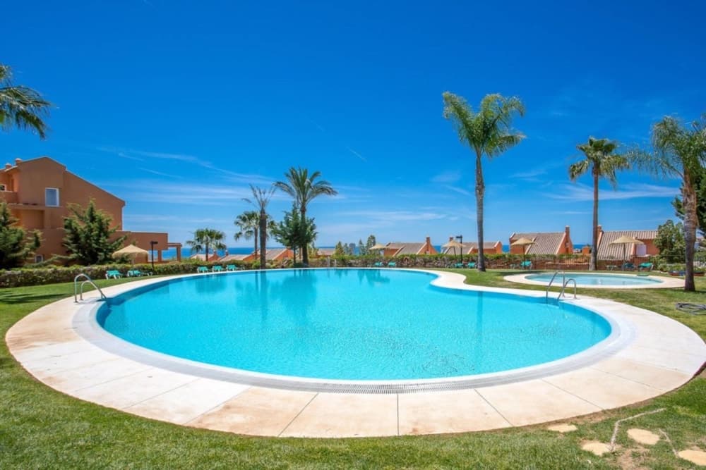 Luxury Duplex Penthouse with Sea Views ML26