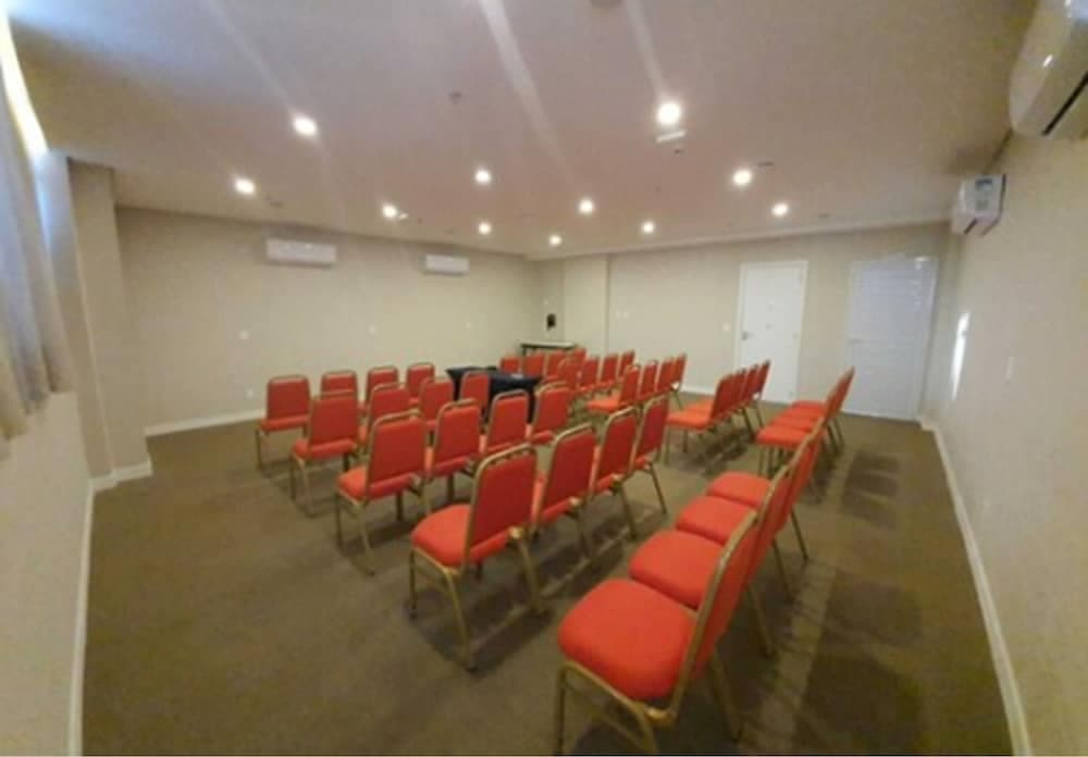 Toplantı salonu/imkânları