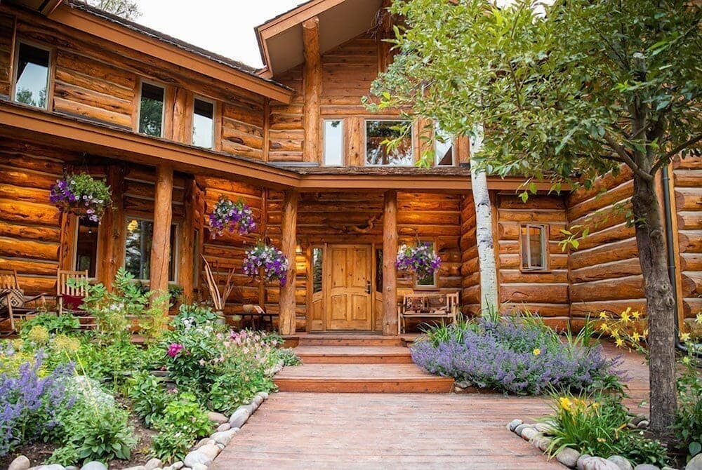 Bentwood Inn