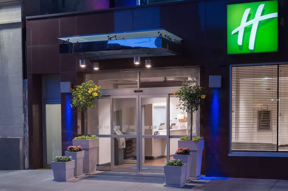 Holiday Inn Express New York City Times Square by IHG