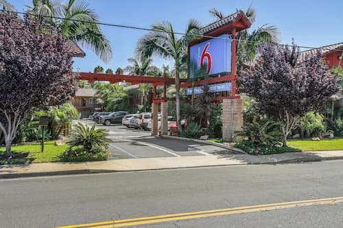 Motel 6 Carlsbad, CA - North Near Legoland