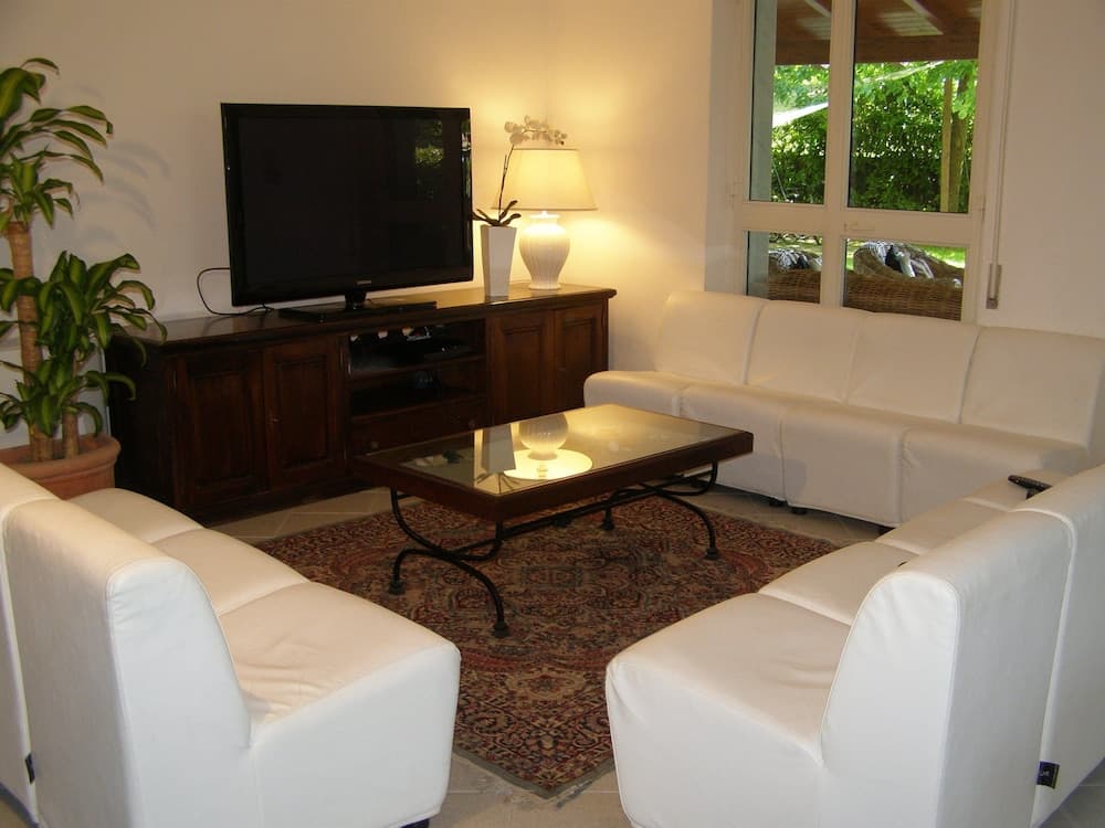 Lobi dinlenme salonu