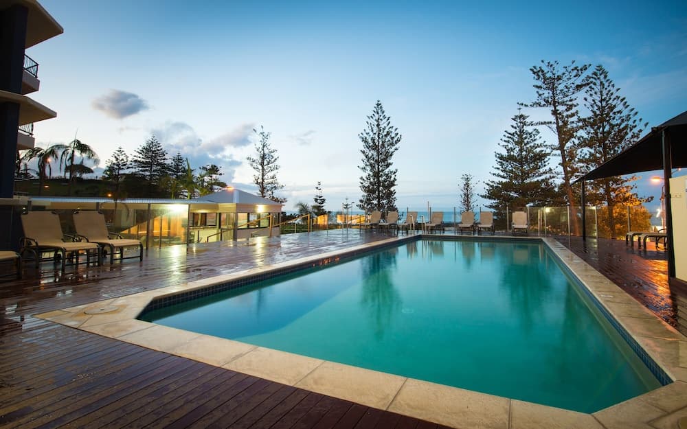 Beach House Seaside Resort Coolangatta