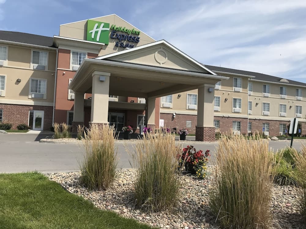 Holiday Inn Express Hotel & Suites Council Bluffs - Conv Ctr by IHG