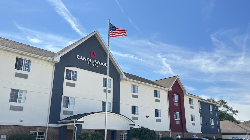 Candlewood Suites Airport by IHG
