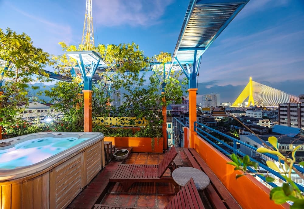 Collection O Diamond House Khaosan