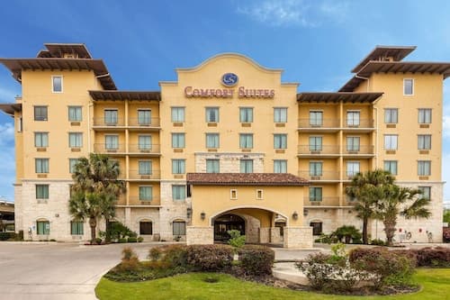 Comfort Suites Alamo - Riverwalk