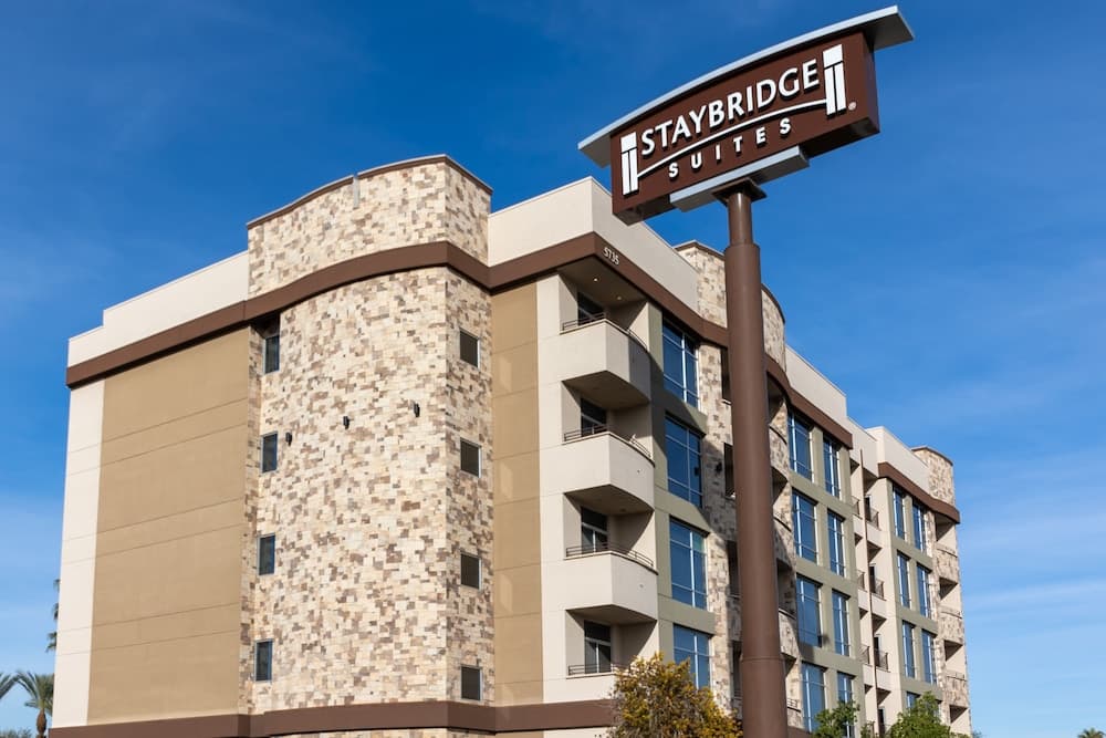 Staybridge Suites: Las Vegas - Stadium District by IHG
