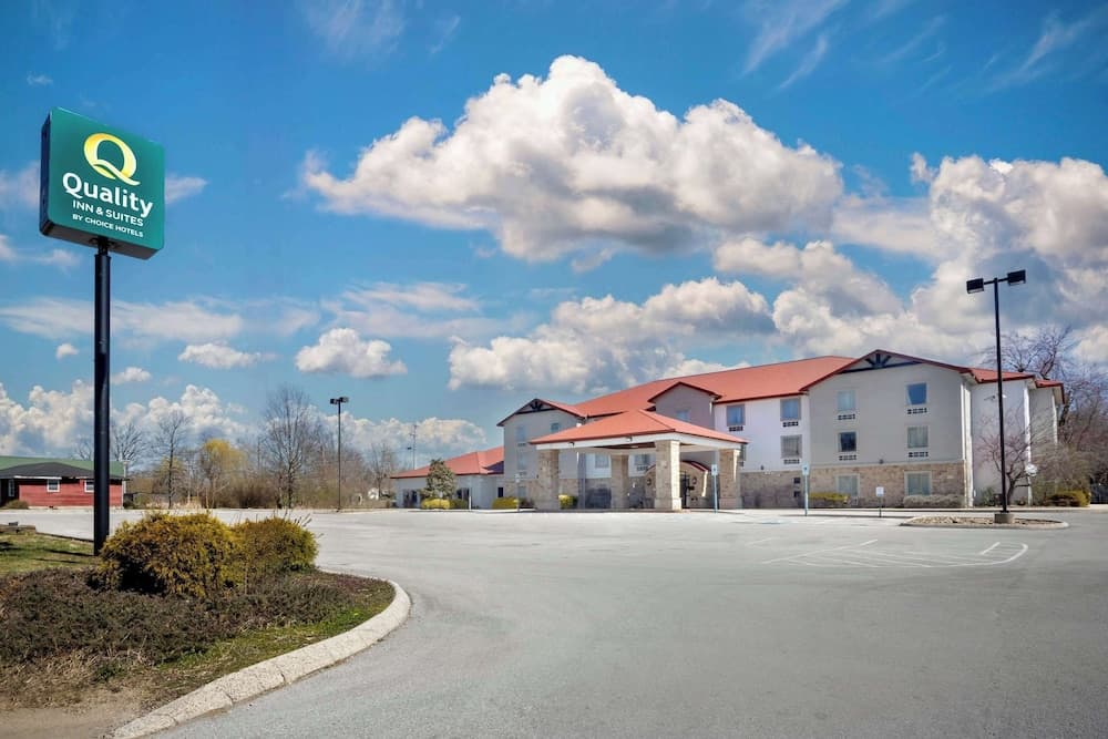 Quality Inn and Suites Monterey, TN - Crossville, TN
