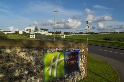 Holiday Inn Express London-Epsom Downs by IHG