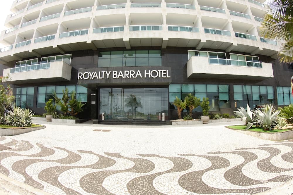 Royalty Barra Hotel